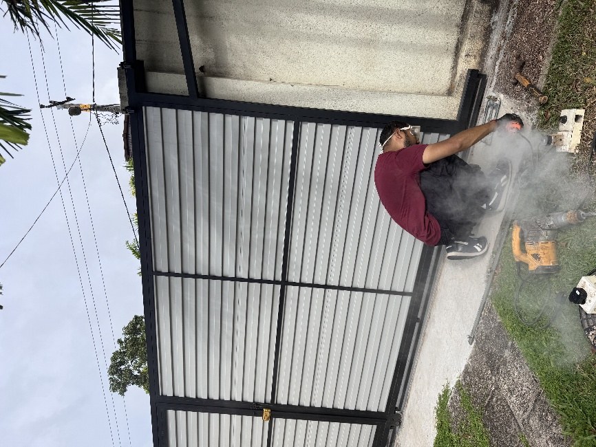 Automatic Sliding Gate Motor Installation project photograph 3