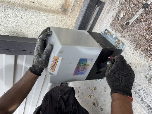 Automatic Sliding Gate Motor Installation project photograph 4