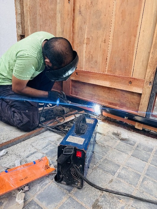 Dual Sliding Gate Motor Installation project photograph 2
